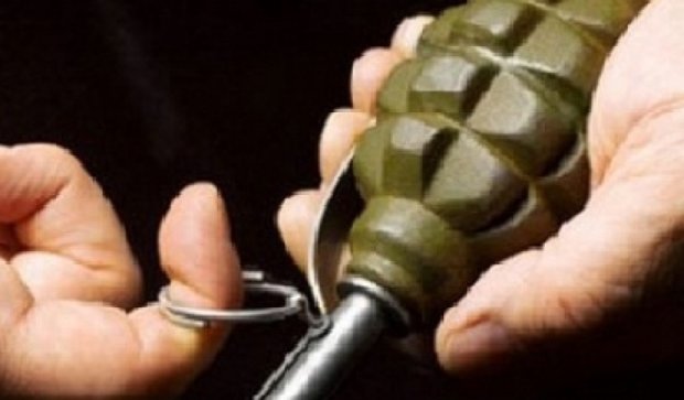 На Дніпропетровщині у руках підлітка вибухнула граната