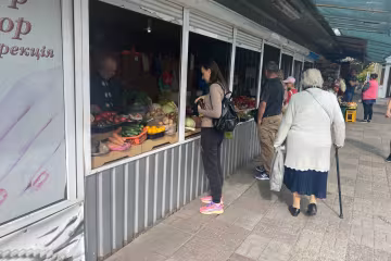 Украинцы, рынок, овощи, фото Знай.ua