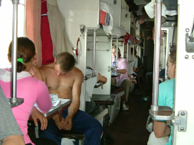 В Тернополе в поезде из-за жары умер мужчина