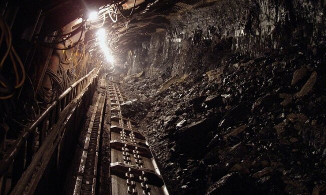 Скандальній держшахті "Мирноградвугілля" відключать електропостачання за борги