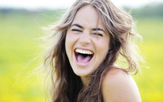 Сміх, як ліки: кому, скільки і як потрібно реготати