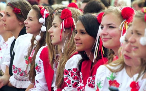 День вышиванки 2018: яркие фото с мегамаршев по всей Украине 