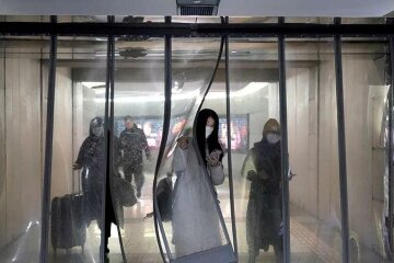 Коронавірус торкнувся 1,17 мільярдів чоловік: в Китаї вдалися до серйозних заходів спецзахисту