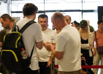 Очередь в ЦНАП для оформления отсрочки