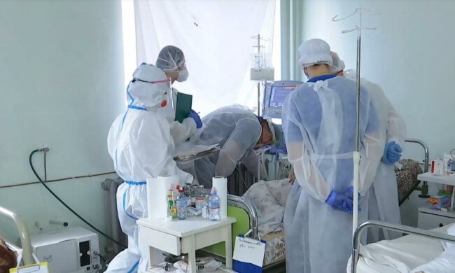 Медики, фото: Unian