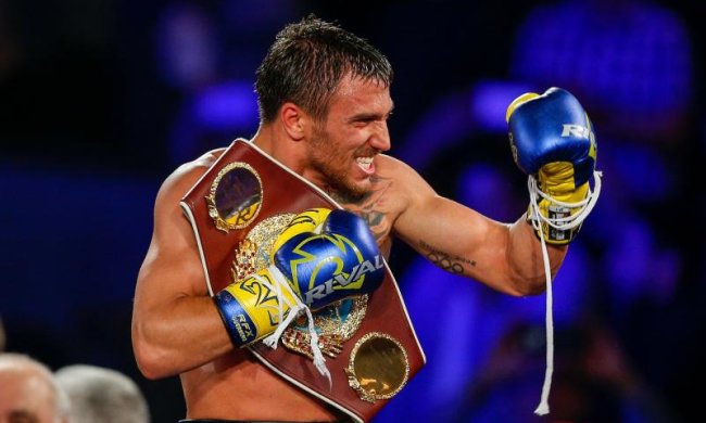 Ломаченко приступает к тренировкам