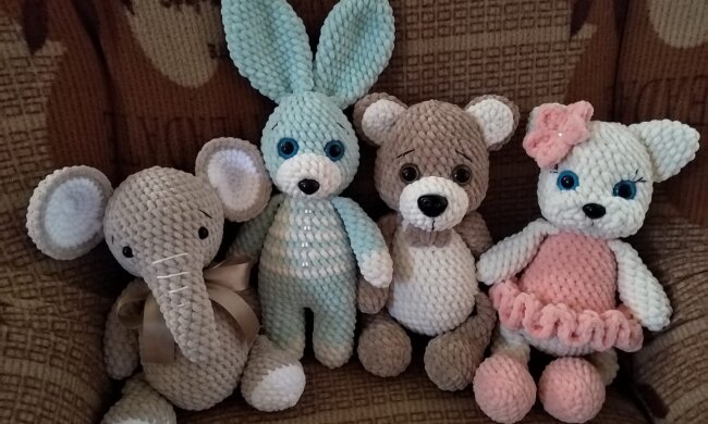 Игрушки Алины, фото: Facebook