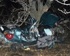 ДТП у Польщі: українець знищив авто та убив людину