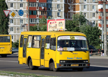 Маршрутки в Киеве: пассажиры в общественном транспорте