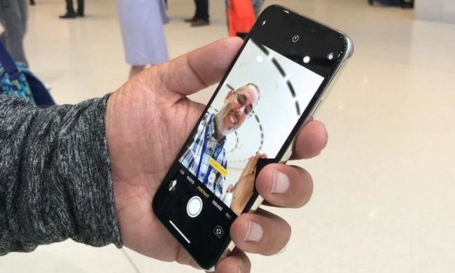 Apple звинуватили в зниженні стандартів якості