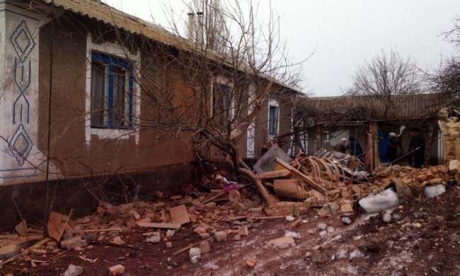 Обстріли, фото з фейсбук