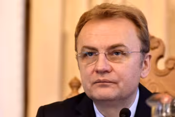 Львів покажуть в Голлівуді? Садовий розкрив таємницю візиту Тома Круза