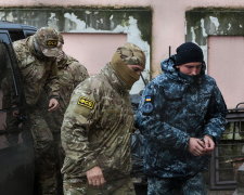 Українські моряки в Росії: суд вирішив долю всіх 24 військовополонених