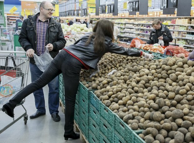 Эксперты спрогнозировали, что будет с ценой на картофель: украинцам следует переходить на крупы