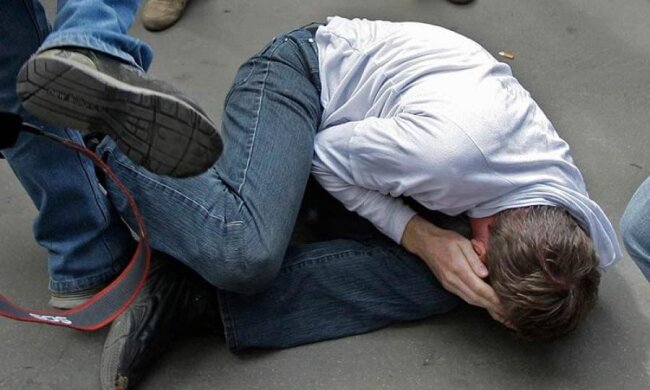 Настоящие звери: молодежь засняла жестокое убийство мужчины