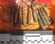 Біля Байкового кладовища затримали чоловіка з гранатою