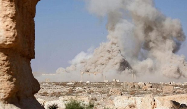 Как боевики уничтожали древний храм в Пальмире (фото)