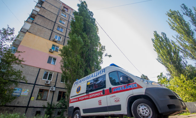 На Комарова напали в Черкассах, журналиста пытаются спасти в реанимации: первые детали