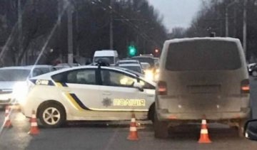 Пьяный водитель протаранил авто копов в Одессе