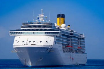 Круїзний лайнер, зображення з вільних джерел