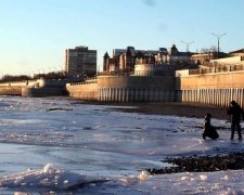 Міст між Росією і Китаєм змило водою: відео