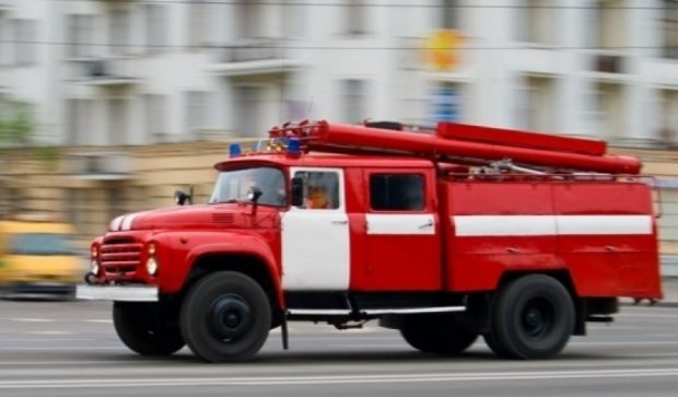 В Киеве сожгли автобус "героя" парковки
