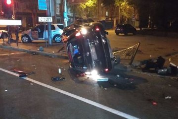 Алкоголь, автомат і п'яний кураж: у Донецьку розбився один з ватажків "ДНР", деталі аварії