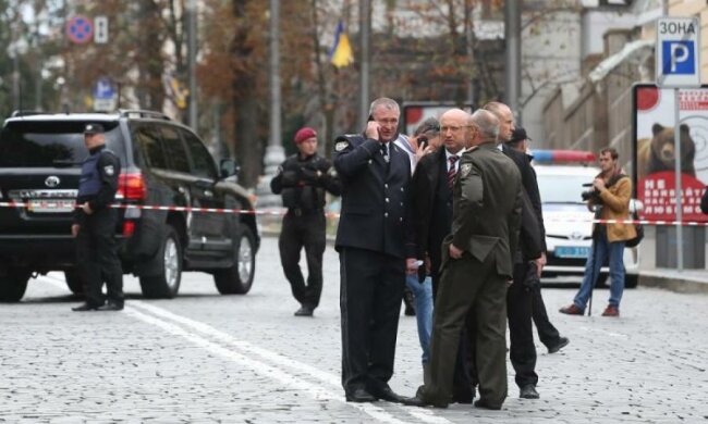 Вибух у Києві: силовики не відкидають теракт