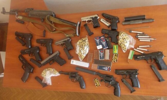 На Миколаївщині "накрили" цех з виготовлення зброї