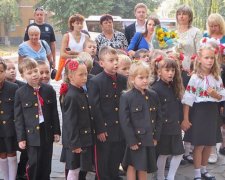 В Черкассах 29 учеников впервые пошли в козацкий класс (фото)