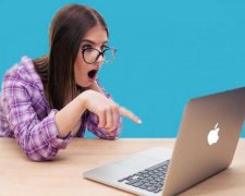 На сайте Минобразования появилось пикантное фото 