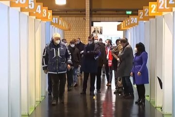 В Минсоцполитики заявили, кто не получит 8 тысяч в этом году: "Часть людей ошибается"