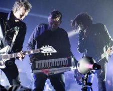 Соліста Gorillaz відвезли до лікарні прямо зі сцени: відео