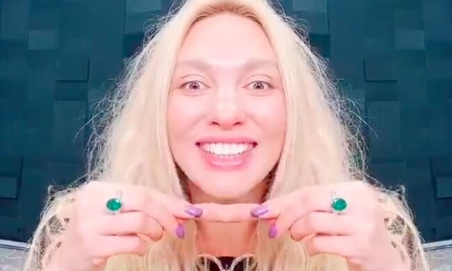 Оля Полякова, instagram.com/polyakovamusic/