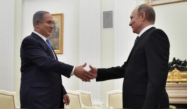 Путин подарил Нетаньяху 500-летнюю "Иудейскую войну"