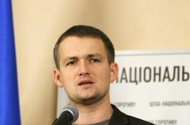 СМИ: Безработный экс-нардеп Юрий Левченко безуспешно пытается найти деньги на выборы