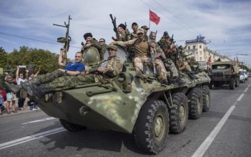 Полторак нагадав ЄС, звідки у бойовиків гроші