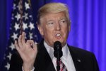 Трамп примерил образ Бэтмена и сразу был наказан: такого не было никогда