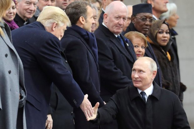 Керченська криза: зустріч Путіна з Трампом зірвалася, Пєсков поспішає на допомогу
