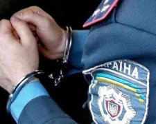 На Сумщині судитимуть міліціонера, який зухвало пограбував родину