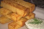 Чесночные гренки, фото: кадр из видео