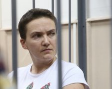 Украинских врачей не пустили к Савченко
