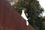 Украинские молодожены совершили циничное надругательство над памятью Небесной сотни: "Плюнули в душу"