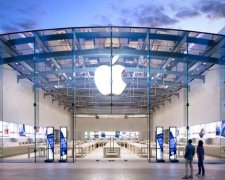 Довгоочікуваний бюджетник: у мережу злили свіженькі фото дисплея iPhone SE2