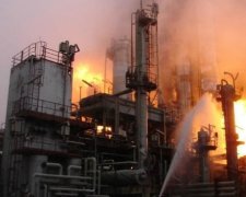 Потужний вибух на узбекистанському хімзаводі забрав життя людей
