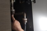 Шланг из мусорника - жители уцелевшей части дома на Позняках нашли возможную причину взрыва