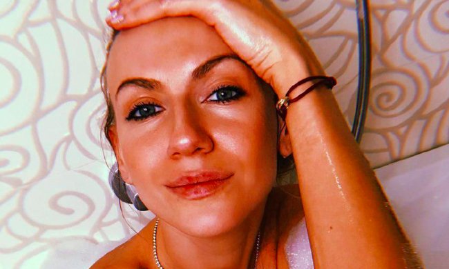 Никитюк в купальнике показала, как выглядит без фотошопа: "Совсем не занимаюсь спортом"