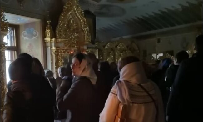 В Киево-Печерской лавре помолились о России