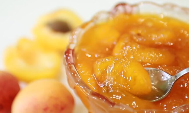 Варення з абрикосів, скріншот: YouTube