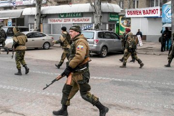 Лютий голод, злидні та епідемії: українцям розкрили правду про "путінський рай" на Донбасі